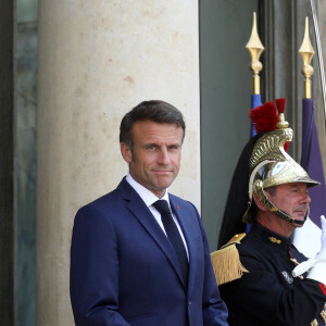 Le président de la république, Emmanuel Macron recoit le Président de la République de Madagascar, Andry RAJOELINA pour un entretien au palais de l'Elysée, à Paris, France, le 9 juin 2023. © Stéphane Lemouton/Bestimage 