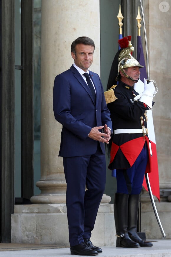 Le président de la république, Emmanuel Macron recoit le Président de la République de Madagascar, Andry RAJOELINA pour un entretien au palais de l'Elysée, à Paris, France, le 9 juin 2023. © Stéphane Lemouton/Bestimage 