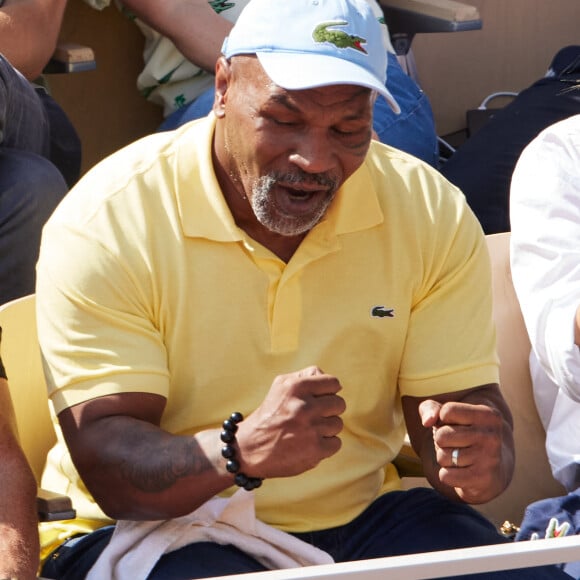 Mike Tyson en tribunes lors des Internationaux de France de tennis de Roland Garros 2023, à Paris, France, le 9 juin 2023. © Jacovides-Moreau/Bestimage 