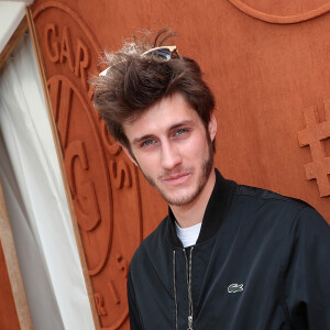 Jean-Baptiste Maunier au village lors des internationaux de France de Roland Garros à Paris, le 31 mai 2017. © Dominique Jacovides - Cyril Moreau/ Bestimage