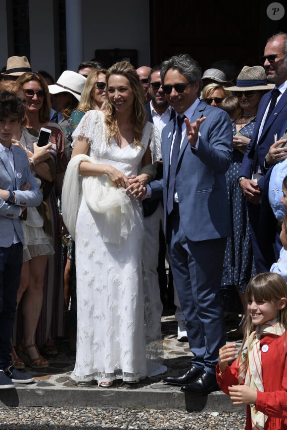 Mariage de Laura Smet et Raphaël Lancrey-Javal à l'église Notre-Dame des Flots au Cap-Ferret le jour de l'anniversaire de son père Johnny Hallyday le 15 juin 2019.
