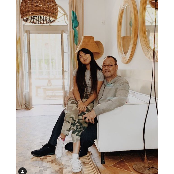 Jade Hallyday a reetrouvé son parrain Jean Reno à Lectoure, dans le Gers. Photo publiée sur Instagram le 19 juin 2019.