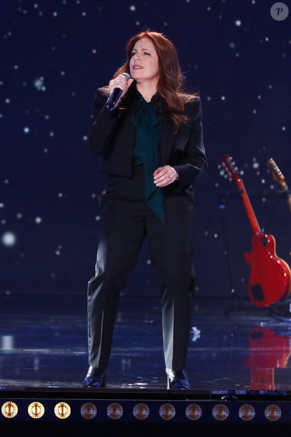Exclusif - Isabelle Boulay chante "Foule sentimentale" lors de l'émission "Unis face au séisme" à l'Olympia diffusée en direct sur France 2 le 14 mars 2023.