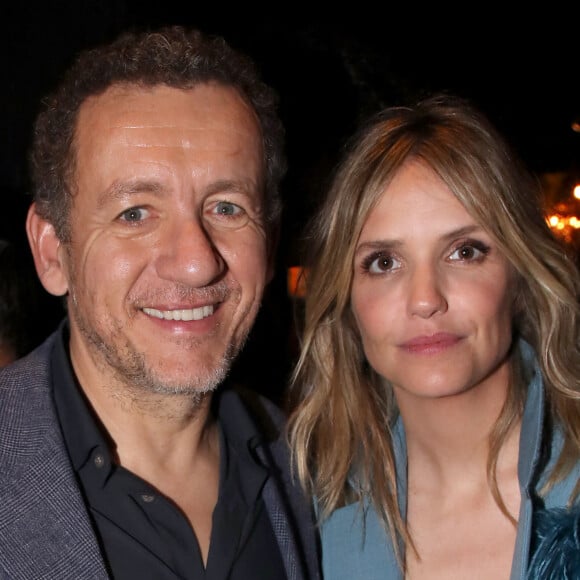 Et Dany Boon coule des jours heureux avec la comédienne Laurence Arné
Exclusif - Dany Boon (réalisateur du film) et sa compagne Laurence Arné - Avant-première du film "La Vie pour de vrai" au cinéma Pathé Wepler à Paris le 18 avril 2023. © Bertrand Rindoff / Bestimage 