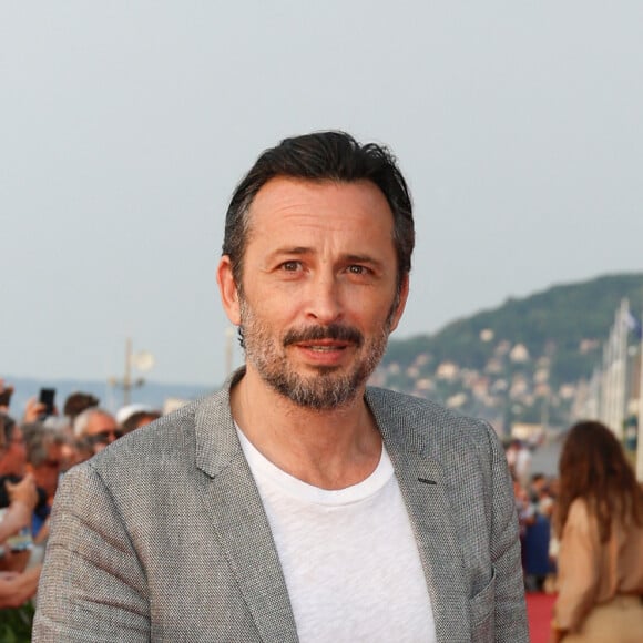 Michaël Cohen sur le tapis rouge du prix du court métrage lors du 37ème festival du film de Cabourg (37ème journées romantiques du 14 au 18 juin 2023), à Cabourg, France, le 16 juin 2023. © Coadic Guirec/Bestimage 