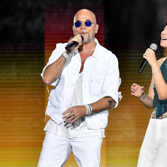 Exclusif - Pascal Obispo et Giordana Angi - Enregistrement de l'émission "Les chansons de l'été" dans les Arènes de Nîmes, diffusée le 17 juin 2023 sur TF1. © Bruno Bebert-Christophe Clovis / Bestimage