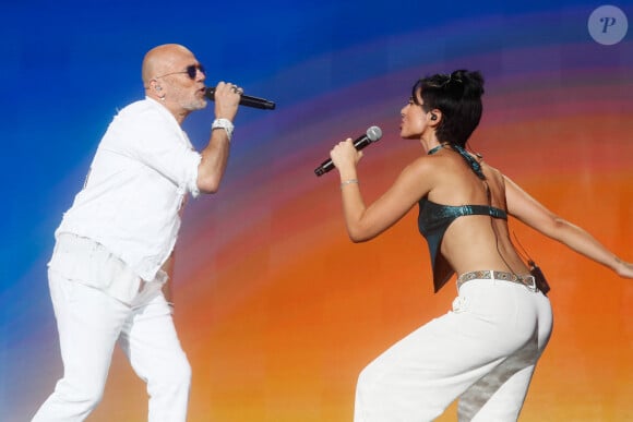 Exclusif - Pascal Obispo, Giordana Angi - Enregistrement de l'émission "Les chansons de l'été" dans les Arènes de Nîmes, diffusée le 17 juin 2023 sur TF1. © Bruno Bebert-Christophe Clovis / Bestimage