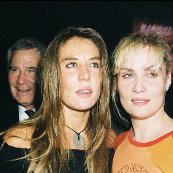 Mathilde, Emmanuelle et Marie Amélie Seigner et leurs parents.