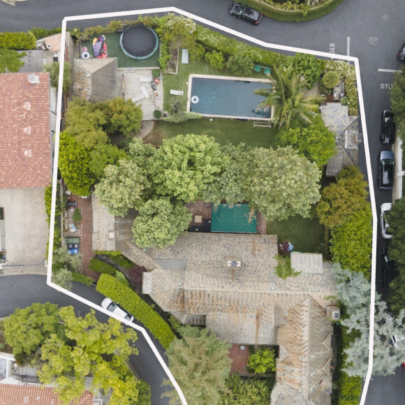 Exclusif - Photos aériennes de l'imposante maison de Natalie Portman et Benjamin Millepied à Los Feliz le 14 juin 2023.