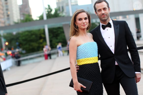 C'est un déménagement qui a largement été commenté.
Natalie Portman (habillee en Dior Haute Couture) et son mari Benjamin Millepied - Soiree "New York City Ballet Fall Gala" a New York