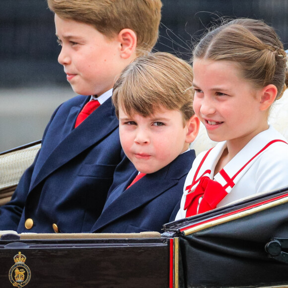 Le prince George, le prince Louis, la princesse Charlotte de Galles - La famille royale d'Angleterre lors du défilé "Trooping the Colour" à Londres. Le 17 juin 2023 