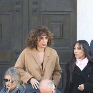 Anne Depétrini - Sorties des obsèques du journaliste, animateur de télévision et animateur de radio français Philippe Gildas en la salle de la Coupole au crématorium du cimetière du Père-Lachaise à Paris, France, le 5 novembre 2018. 