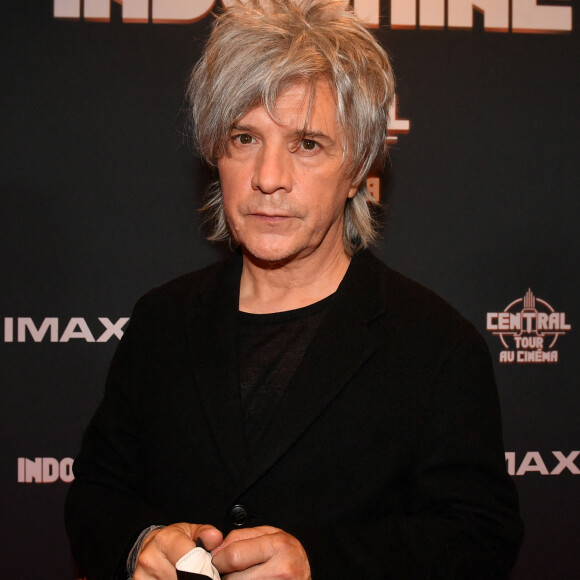 Nicola Sirkis célèbre ses soixante-quatre ans ce jeudi.
Nicola Sirkis - Le groupe Indochine lors de la projection du film "Indochine, Central Tour au Cinéma" au cinéma Pathé d'Ivry-sur-Seine. © Veeren / Bestimage