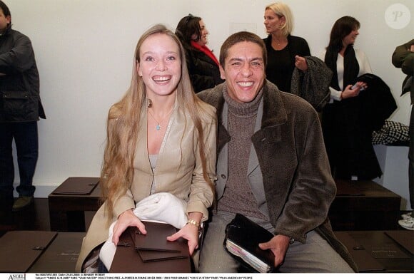 Cette dernière avait par la suite rencontré Samy Naceri.
Marie Guillard et Samy Naceri - People - Défilé de mode Louis Vuitton homme collection pret à porter automne hiver 2000-2001