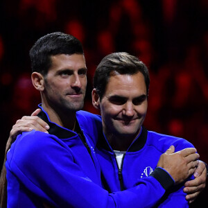 Roger Federer (Sui) et Novak Djokovic (Ser) - Tournoi de tennis Laver Cup à l'O2 Arena de Londres, Grete-Bretagne, le 25 septembre 2022.