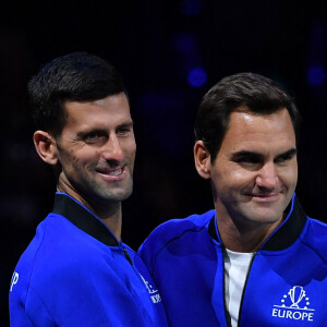 Roger Federer s'exprime sur Novak Djokovic
 
Roger Federer (Sui) et Novak Djokovic (Ser) - Tournoi de tennis Laver Cup à l'O2 Arena de Londres, Grete-Bretagne.