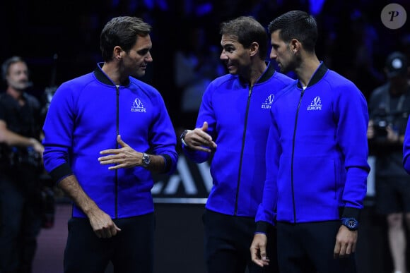 Roger Federer dispute son dernier match de tennis en double avec Rafael Nadal et Novak Djokovic de l'équipe Europe lors de la Laver Cup à O2 Arena à Londres, Royaume Uni, le 23 septembre 2022. © Antoine Couvercelle/Panoramic/Bestimage
