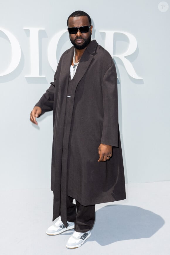 Gims - Les célébrités au défilé Dior "Collection Homme Prêt-à-Porter Printemps/Eté 2024" lors de la Fashion Week de Paris (PFW), le 23 juin 2023. © Olivier Borde / Bestimage 