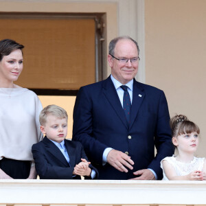 Le prince Albert II de Monaco, la princesse Charlene et leurs enfants, le prince héréditaire Jacques et la princesse Gabriella durant la célébration de la traditionnelle fête de la Saint Jean à Monaco le 23 juin 2023. © Claudia Albuquerque / Bestimage 