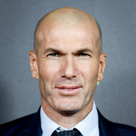 C'est Zinédine Zidane qui a envoyé ce fameux message à Bixente Lizarazu
Zinedine Zidane - Photocall de la 66ème cérémonie du Ballon d'Or au Théâtre du Chatelet à Paris le 17 octobre 2022. 