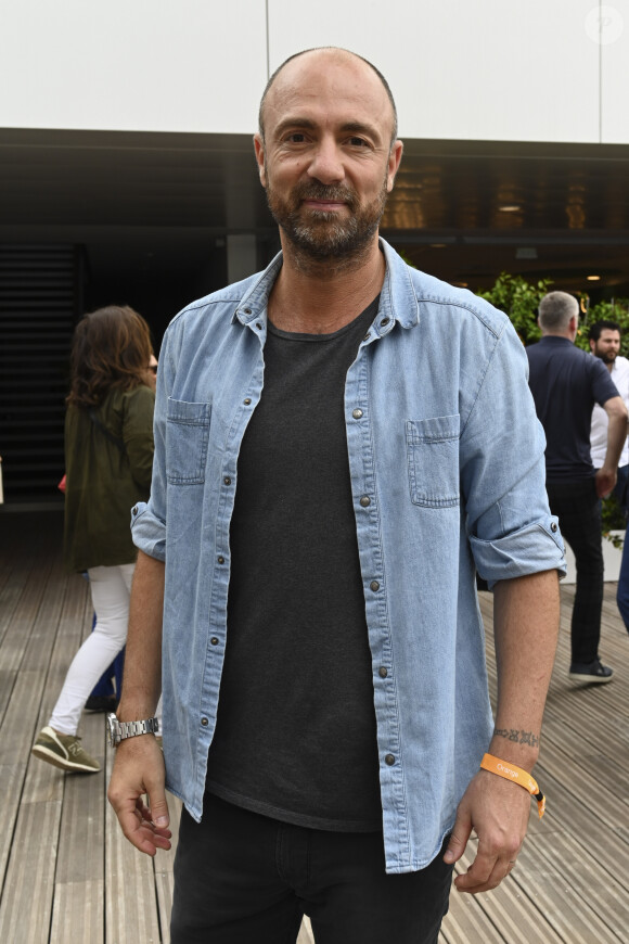 "Je ne l'aime pas, il ne m'aime pas, on ne s'aime pas, voilà !", lance Christophe Dugarry
 
Christophe Dugarry - Célébrités dans le village des internationaux de France de tennis de Roland Garros à Paris, France, le 31 mai 2019. © JB Autissier / Panoramic / Bestimage