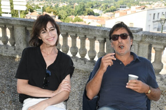 Charlotte Gainsbourg et son compagnon Yvan Attal lors de la 12ème édition du festival du Film d'Angoulême, le 21 août 2019. © Guirec Coadic/Bestimage 