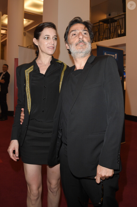 Photo Yvan Attal et sa compagne Charlotte Gainsbourg ème cérémonie des Molières à la