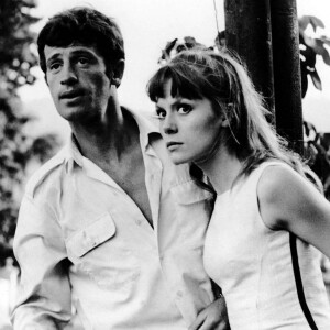 Jean-Paul Belmondo et Françoise Dorleac sur le tournage du film "L'homme de Rio". 1964