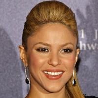 Shakira, Jennifer Lopez, Ricky Martin et Andy Garcia : Découvrez leur propre reprise de We are the world... en espagnol !
