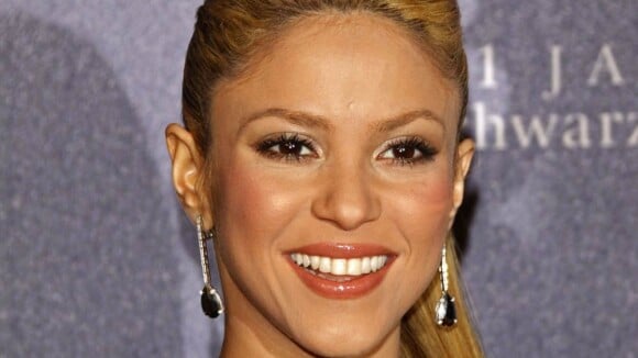 Shakira, Jennifer Lopez, Ricky Martin et Andy Garcia : Découvrez leur propre reprise de We are the world... en espagnol !