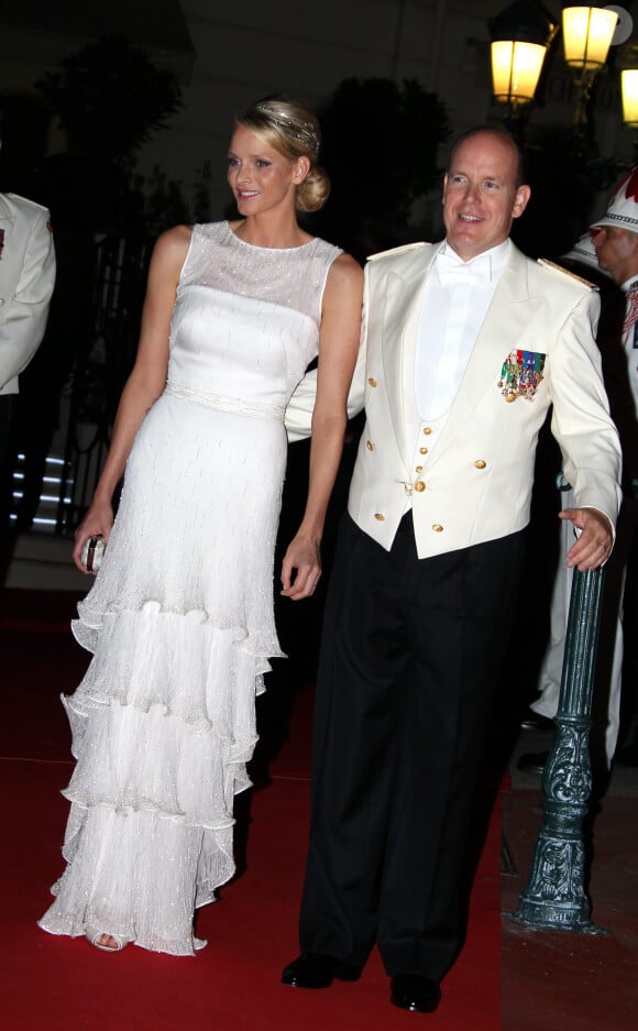 La prestigieuse maison Armani a aussi été choisie pour sa tenue lors de la soirée du mariage religieux
Soirée à l'occasion du mariage religieux du prince Albert II de Monaco et de la princesse Charlene en 2011