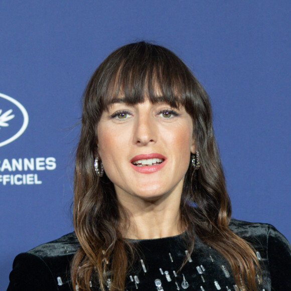 Juliette Armanet - Cérémonie du remise du Trophée Chopard au Carlton Beach à Cannes, lors du 76ème Festival International du Film de Cannes. Le 19 mai 2023 © Olivier Borde / Bestimage 