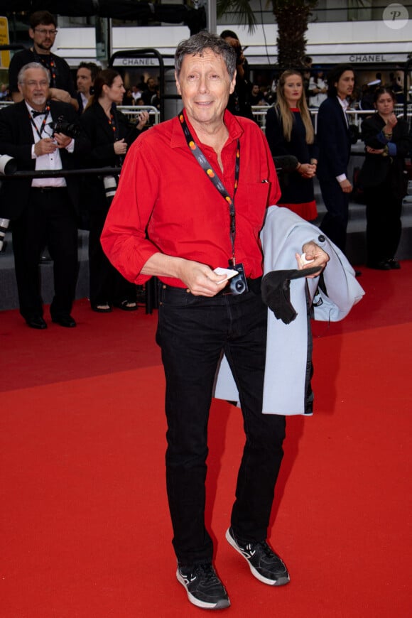 Antoine de Maximy - Montée des marches du film " Anselm " lors du 76ème Festival International du Film de Cannes, au Palais des Festivals à Cannes. Le 17 mai 2023 © Jacovides-Moreau / Bestimage 