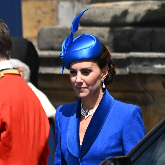 Avant d'arriver en ce lieu saint, le roi Charles III et Camilla ont participé à une grande procession royale, partant du palais de Holyrood, la résidence officielle des Windsor, en passant par le Royal Mile, la rue principale d'Edimbourg.
La princesse Kate Middleton en Écosse, au palais d'Holyrood à Edimbourg pour la suite du deuxième couronnement de Charles III, le 5 juillet 2023
