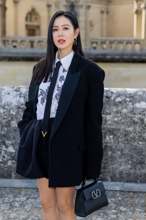 Son Ye-Jin -  Défilé de mode automne-hiver 2024 Haute-Couture "Valentino" au château de Chantilly, lors de la fashion week de Paris. Le 5 juillet 2023. © Olivier Borde / Bestimage