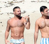 Le chanteur a expliqué qu'il souhaitait conserver des liens forts avec son ex.
Exclusif - Ricky Martin et son compagnon Jwan Yosef se relaxent sur une plage au Mexique. Les deux amoureux, récemment fiancés, portent fièrement leurs alliances en diamants! le 5 décembre 2016