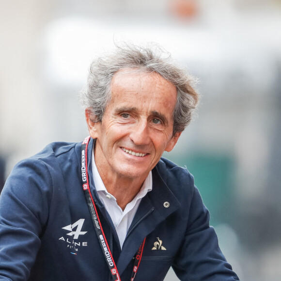 Dans les commentaires, Alain Prost a réagi en envoyant une série d'emojis coeur rouge
 
Alain Prost - Essais du Grand Prix de Monaco le 22 mai 2021.