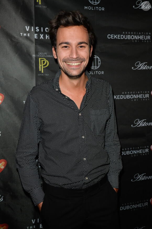 Bertrand Chameroy au vernissage de l'exposition "Vision by AG", au profit de l'association caritative CeKeDuBonheur, à la Piscine Molitor à Paris, le 30 novembre 2016. © Guirec Coadic/Bestimage