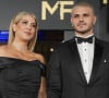 Ils ont vécu des hauts et des bas, certes, mais les voilà bel et bien de retour ensemble.
Le footballeur Mauro Icardi et sa femme Wanda Nara assistent aux Martin Fierro Awards à Buenos Aires.