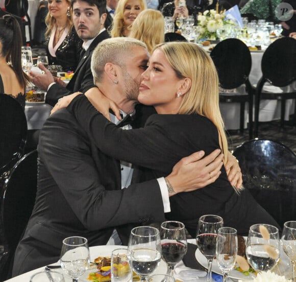 Le footballeur Mauro Icardi et sa femme Wanda Nara assistent aux Martin Fierro Awards à Buenos Aires le 9 juillet 2023.