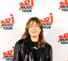 Izia Higelin - Photocall du concert "NRJ Music Tour" à La Seine Musicale à Paris. Le 17 octobre 2022 © Tiziano Da Silva / Bestimage