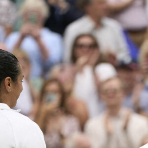 Kate Middleton et Ons Jabeur - Kate Middleton, princesse de Galles, assiste à la finale du tournoi de Wimbledon remportée par Marketa Vondrousova contre Ons Jabeur. La princesse s'est montrée très touchée par les larmes de la Tunisienne. Londres, 15 juillet 2023.