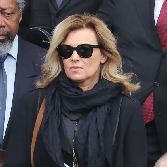 Valérie Trierweiler - Sorties des obsèques de l’ancien président de la République Jacques Chirac en l’église Saint-Sulpice à Paris. Le 30 septembre 2019 © Dominique Jacovides / Bestimage  People leaving the church of Saint-Sulpice for the funeral of the former french President of the Republic Jacques Chirac in Paris. On September 30th 2019 