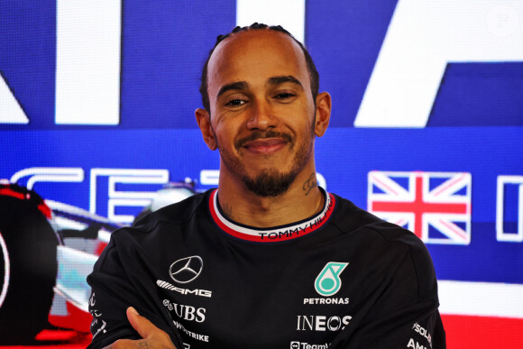 Sir Lewis Hamilton - Conférence de presse des pilotes sur le podium du Grand Prix de Formule 1 de Grande-Bretagne le 9 juillet 2023. © Motorsport Images / Panoramic / Bestimage