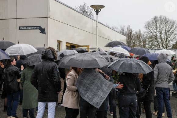 Famille et amis de Leslie - Obsèques de Leslie Hoorelbeke au crématorium de La Rochelle le 18 mars 2023.  © Laeticia Notariani/Bestimage