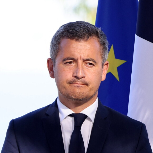 D'autres ministres sont plus en danger.
Gérald Darmanin, ministre de l'Intérieur et des Outre-mer - Le président de la République française lors d'une réception avec la communauté française résidant en Algérie à la villa des Oliviers à Alger, Algérie, le 26 août 2022. Le président français entame une visite de trois jours en Algérie pour aider à rétablir les liens avec l'ancienne colonie française, qui fête cette année le 60ème anniversaire de son indépendance. © Dominique Jacovides/Bestimage 