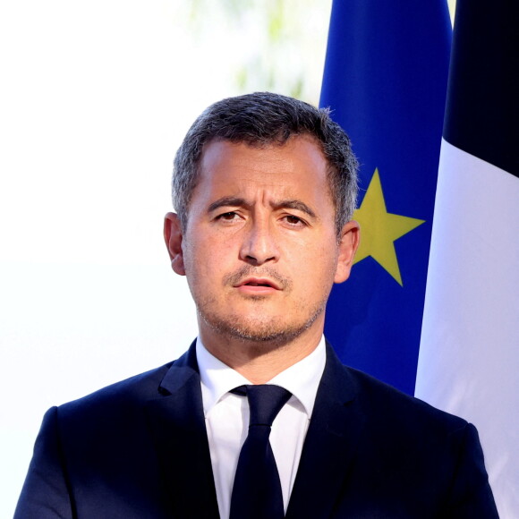 Gérald Darmanin, ministre de l'Intérieur et des Outre-mer - Le président de la République française lors d'une réception avec la communauté française résidant en Algérie à la villa des Oliviers à Alger, Algérie, le 26 août 2022. Le président français entame une visite de trois jours en Algérie pour aider à rétablir les liens avec l'ancienne colonie française, qui fête cette année le 60ème anniversaire de son indépendance. © Dominique Jacovides/Bestimage 