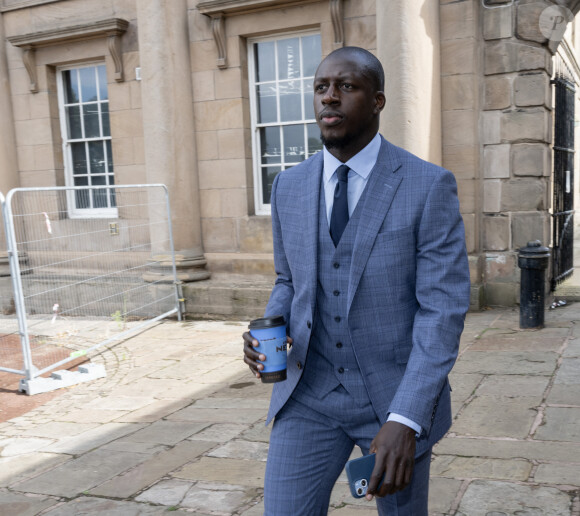 Le footballeur de Manchester City Benjamin Mendy arrive pour son nouveau procès au tribunal de la Couronne de Chester, Royaume Uni, le 11 juillet 2023.