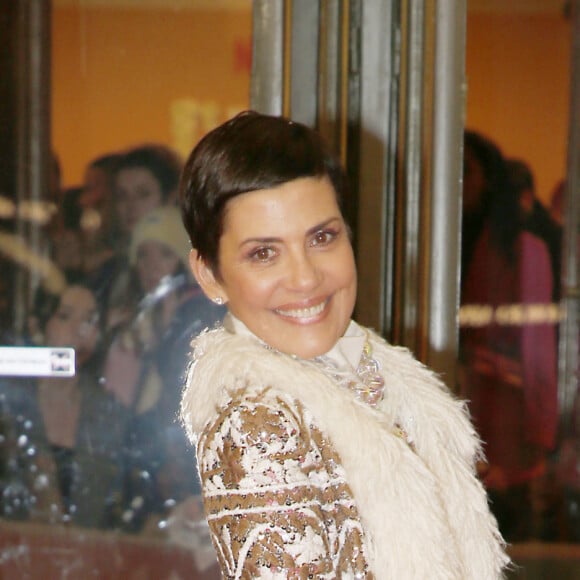 Cristina Cordula - Arrivées des people à l'avant-première du film Netflix "Emily in Paris" saison 3 au Théâtre des Champs Elysées à Paris le 6 décembre 2022.