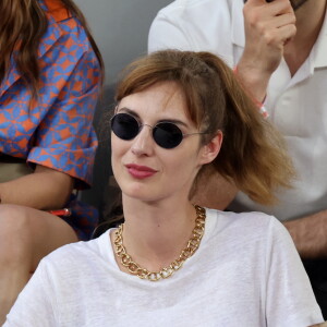 Louise Bourgoin en tribune (jour 14) lors des Internationaux de France de Tennis de Roland Garros 2022 à Paris, France, le 4 juin 2022. © Dominique Jacovides/Bestimage 